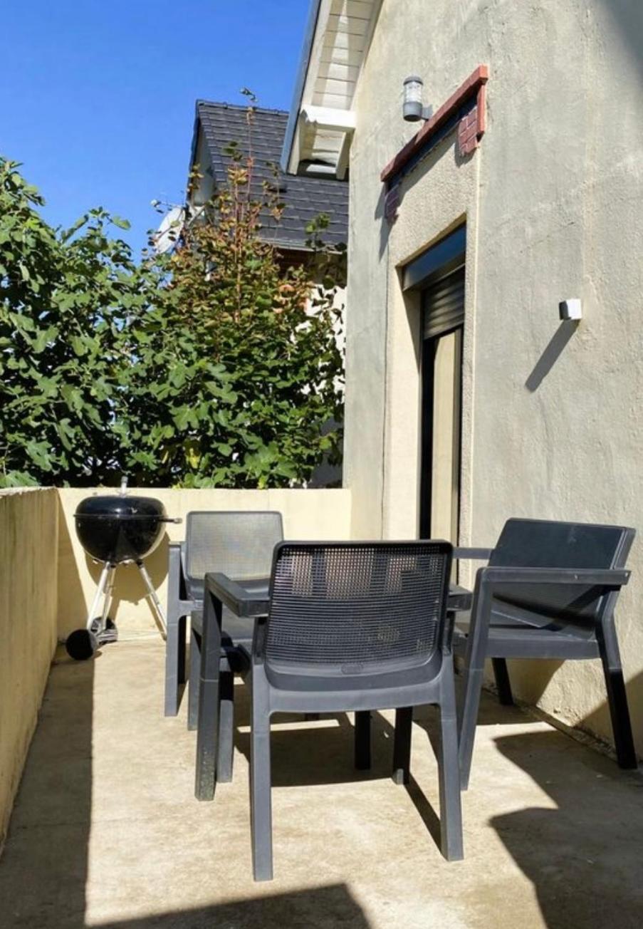 Maison Centre Courtenay Куртене Экстерьер фото